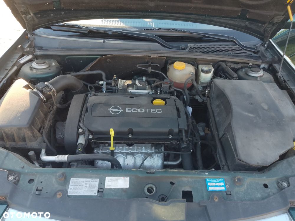 Opel Vectra 1.8 GTS - 14