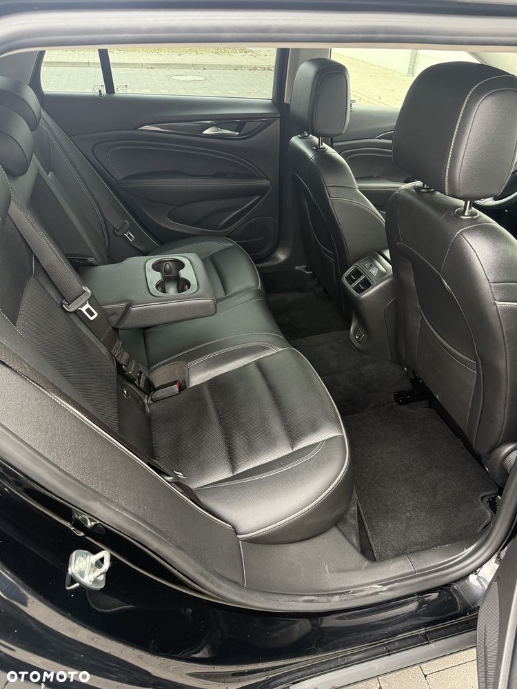 Opel Insignia 2.0 Direct Inj Trb 4x4 Business Innovation - 30