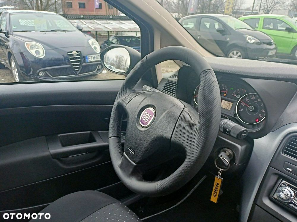 Fiat Grande Punto - 27