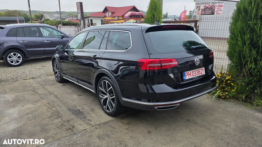 Volkswagen Passat Variant 2.0 TDI SCR 4Motion DSG Alltrack - 14