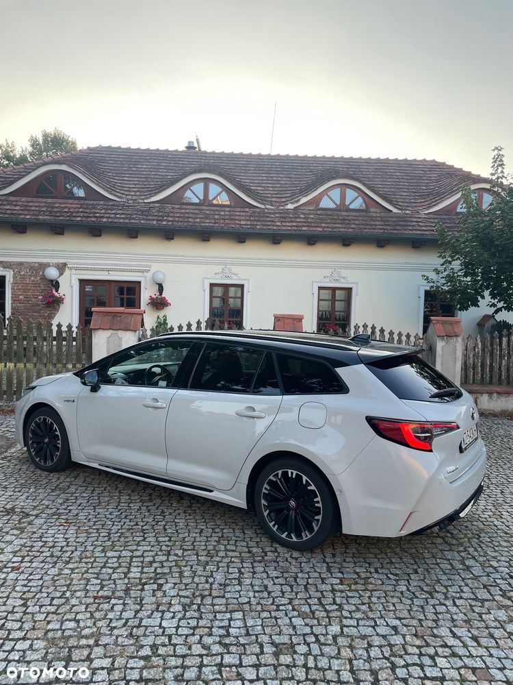 Toyota Corolla 2.0 Hybrid GR Sport - 10