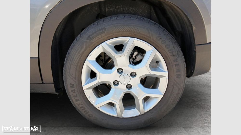 Jeep Avenger 1.2 GSE T3 Altitude - 11