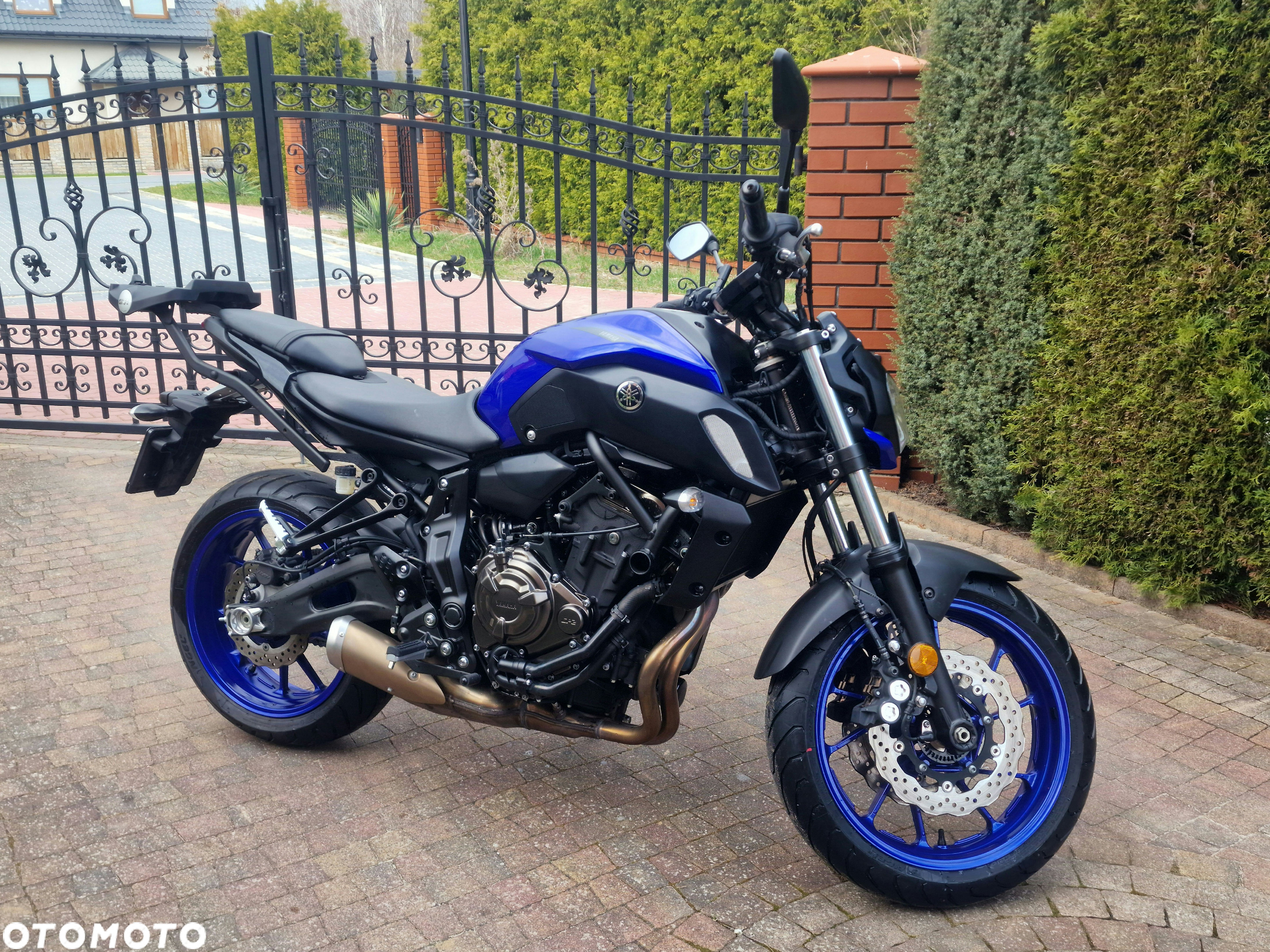 Yamaha MT - 2