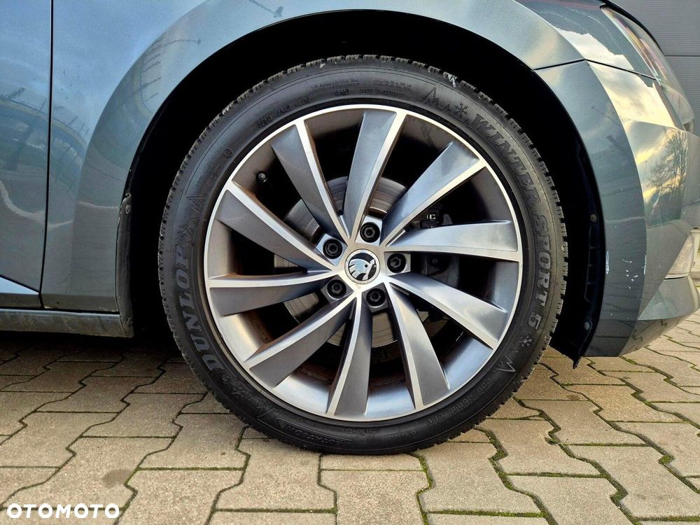 Skoda Superb 2.0 TDI SCR 4x4 L&K DSG - 16