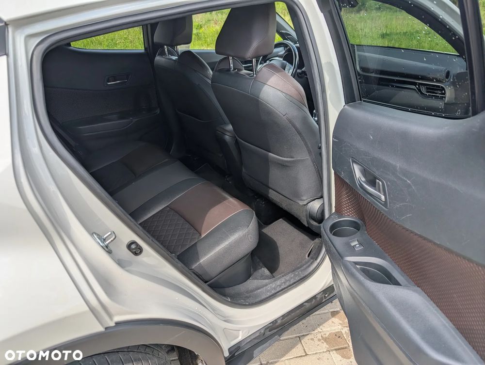 Toyota C-HR - 6