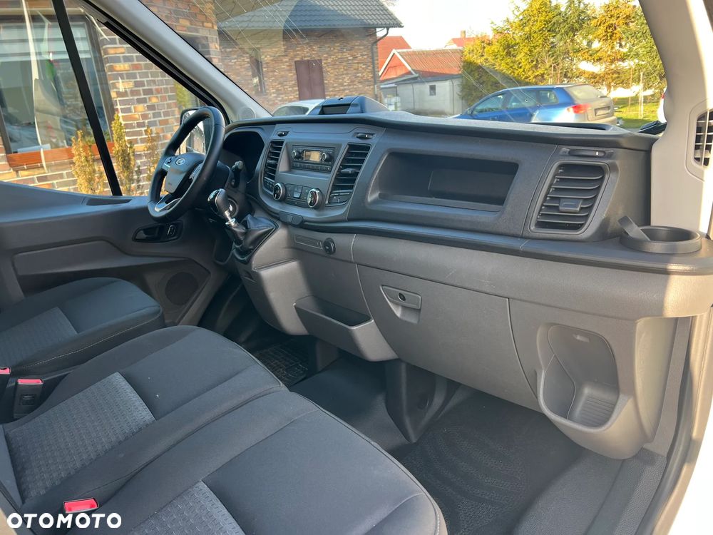 Ford Transit - 10