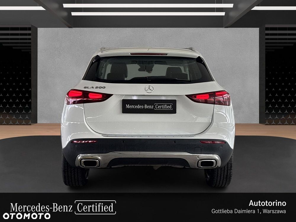 Mercedes-Benz GLA - 5