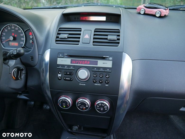 Suzuki SX4 1.6 VVT 4x2 Comfort - 9