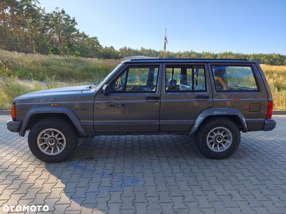 Jeep Cherokee 4.0 Country - 4