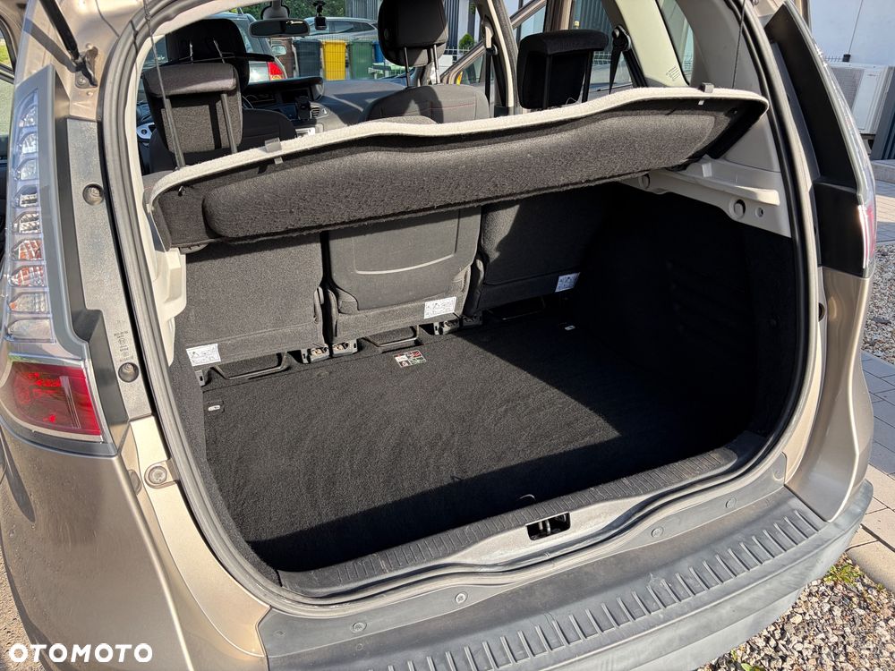 Renault Scenic 1.6 16V 110 TomTom Edition - 10