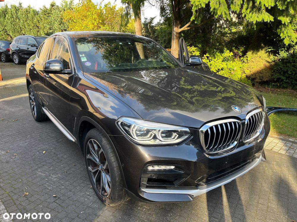 BMW X4 xDrive30i xLine - 1