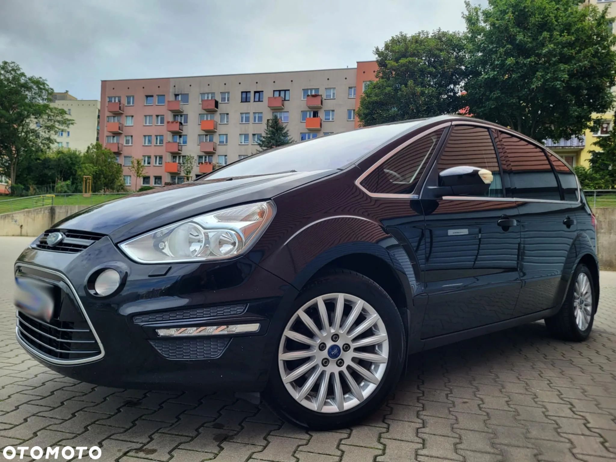 Ford S-Max 2.0 TDCi DPF Titanium - 1