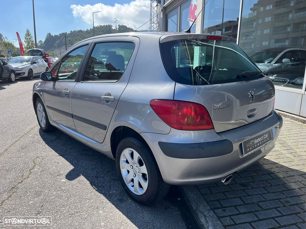 Peugeot 307 1.4 XR - 4