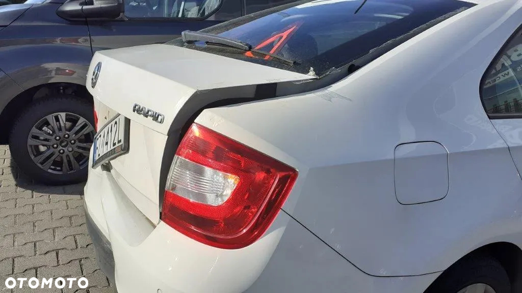 Skoda RAPID 1.2 TSI Ambition - 7