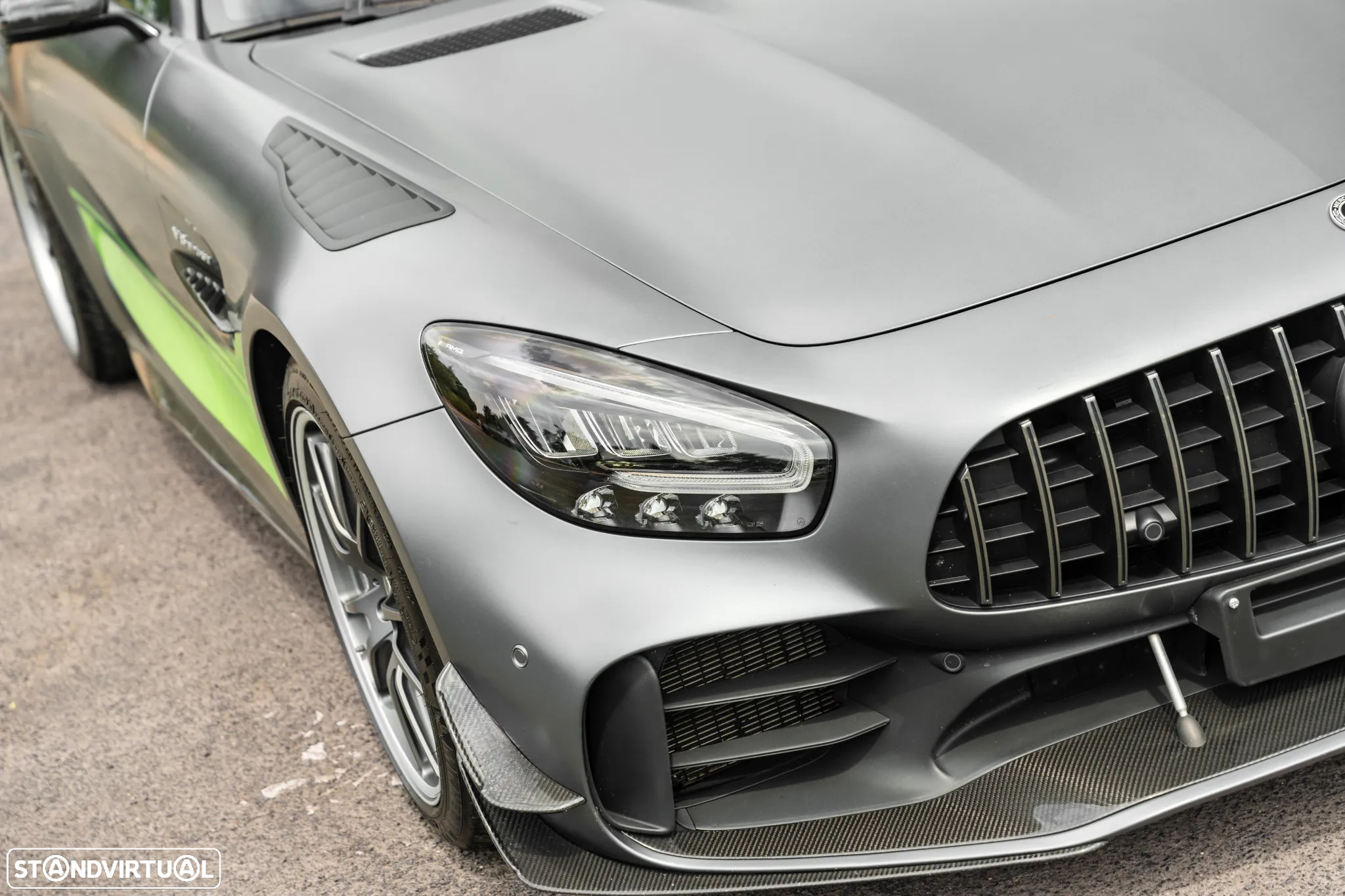 Mercedes-Benz AMG GT R - 7