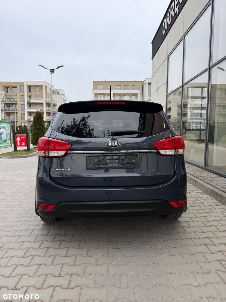 Kia Carens 1.7 CRDi XL 7os - 8