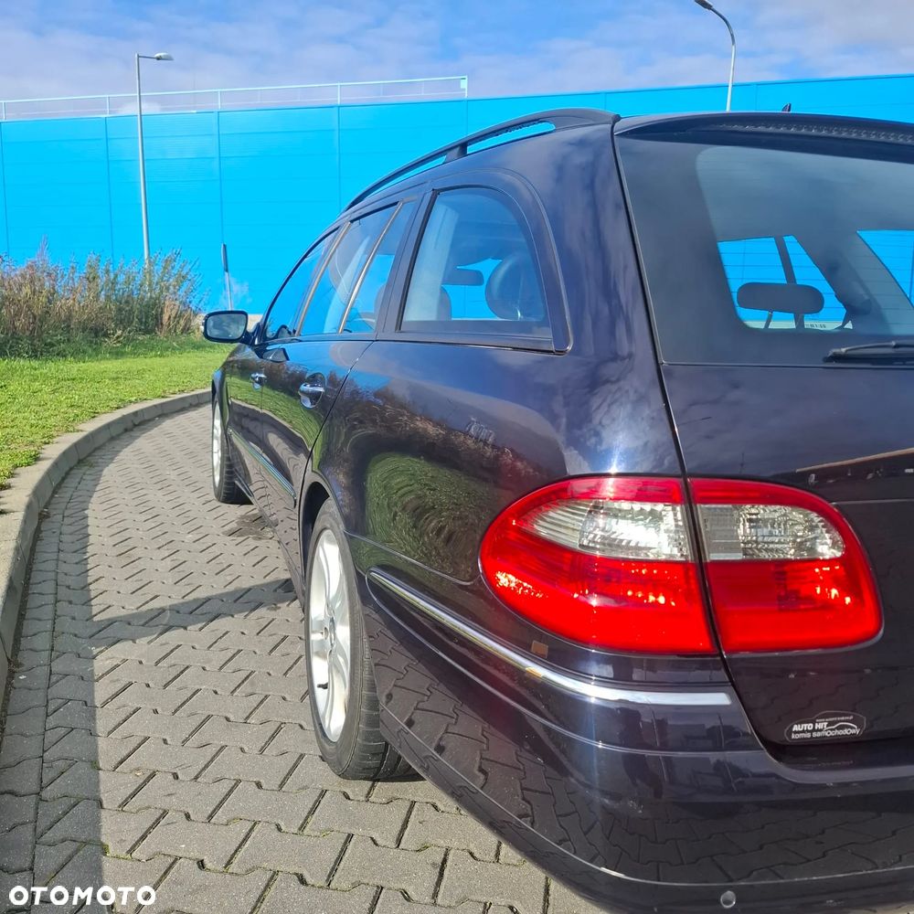 Mercedes-Benz Klasa E - 21