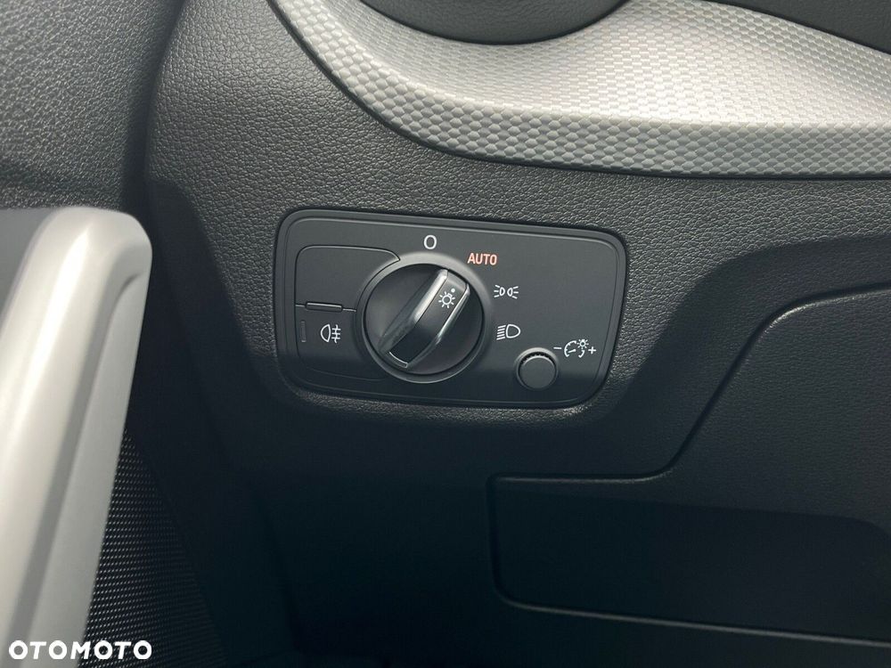 Audi Q2 - 18