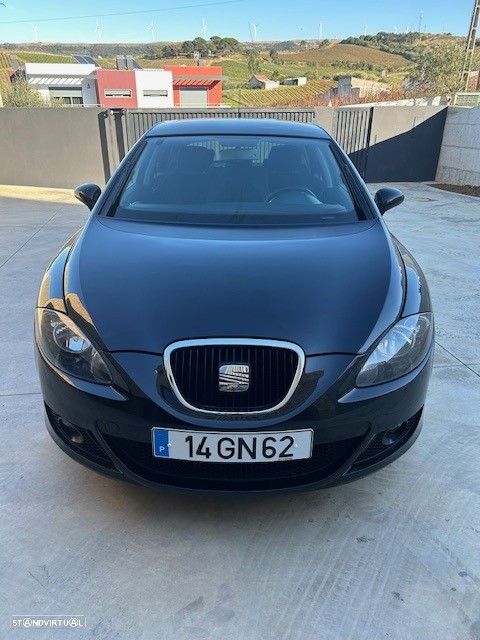 SEAT Leon 1.9 TDI Ecomotive Reference - 2