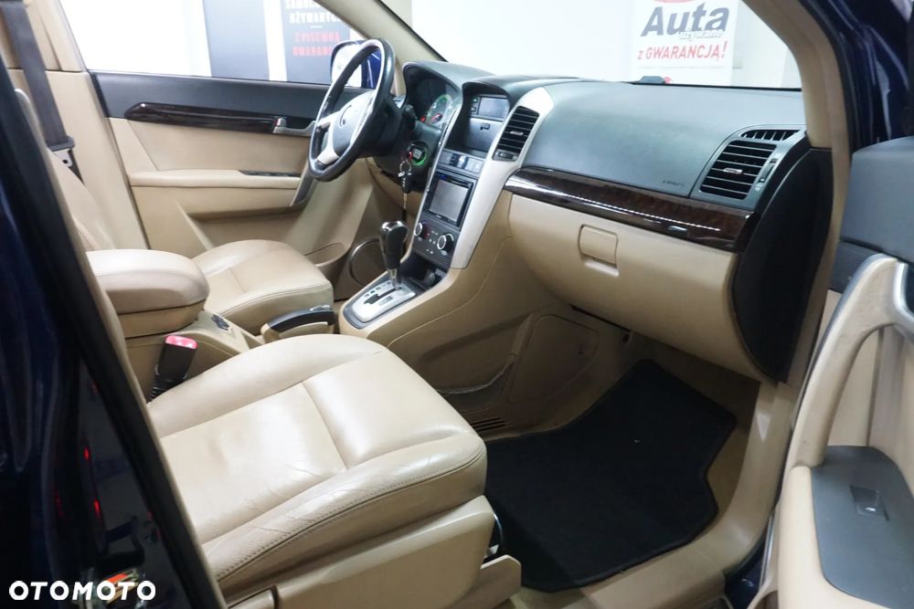 Chevrolet Captiva 2.0 4WD 7 Sitzer Automatik LT - 28