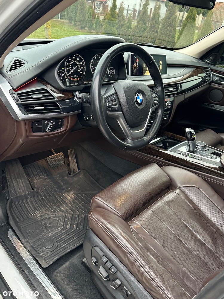 BMW X5 xDrive35i Edition Exclusive - 7