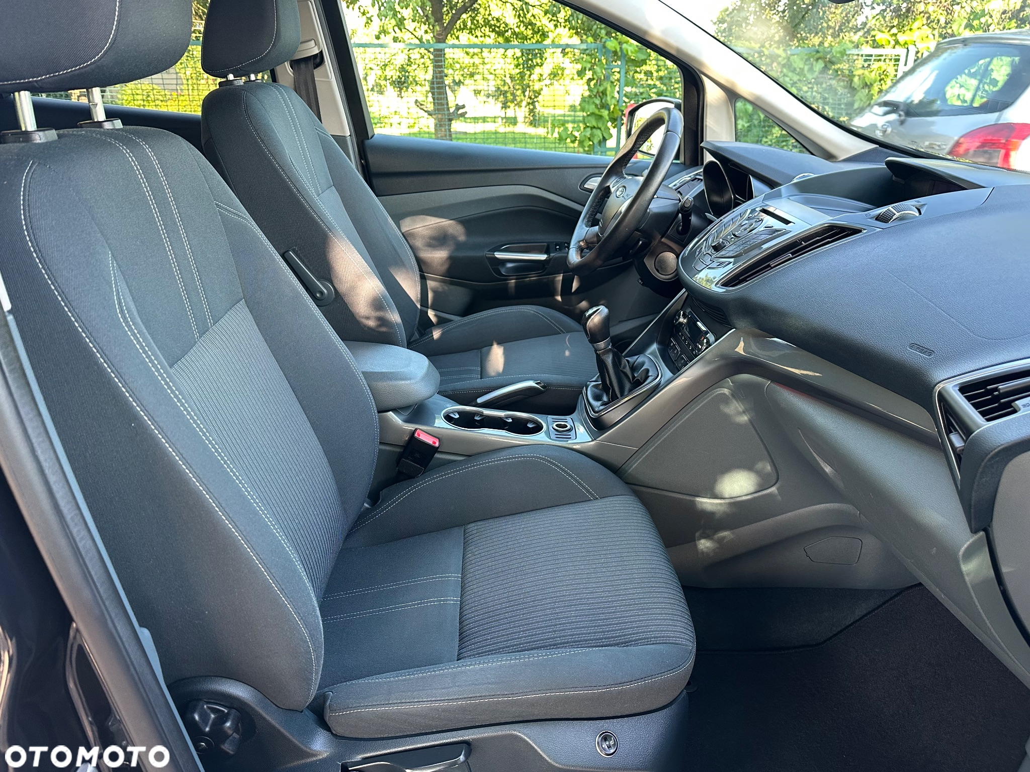 Ford C-MAX 1.6 Ti-VCT Titanium - 21