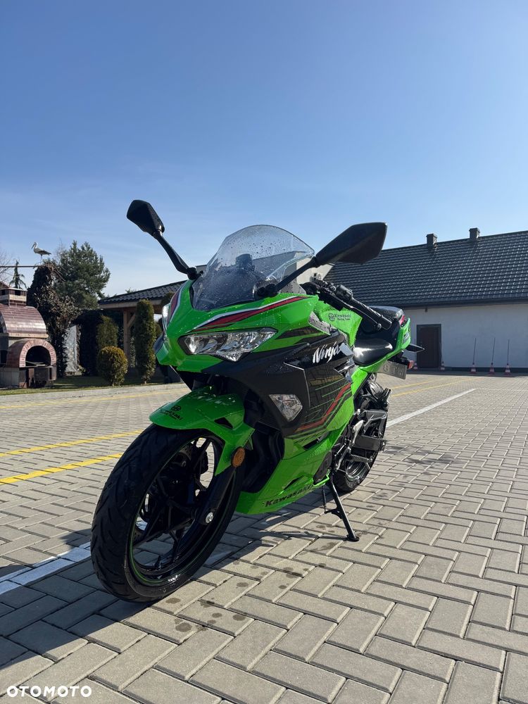 Kawasaki Ninja 400 - 2