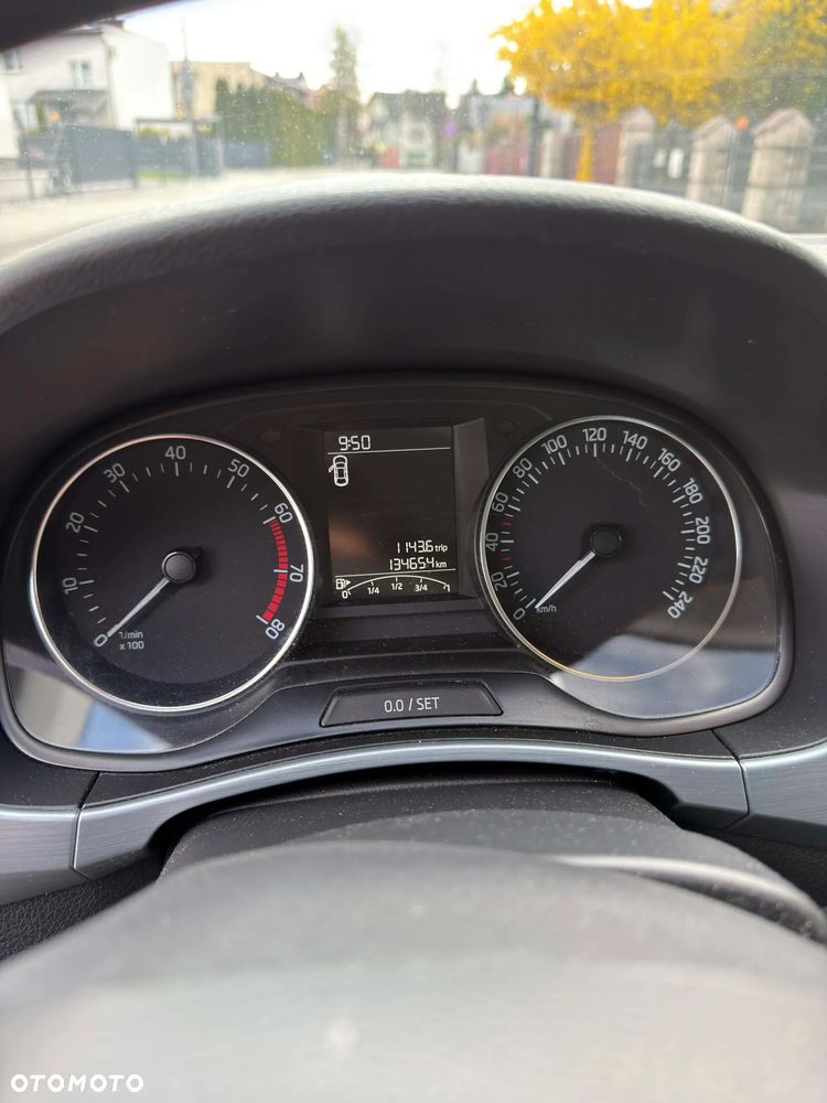 Skoda Fabia 1.0 TSI Ambition - 5