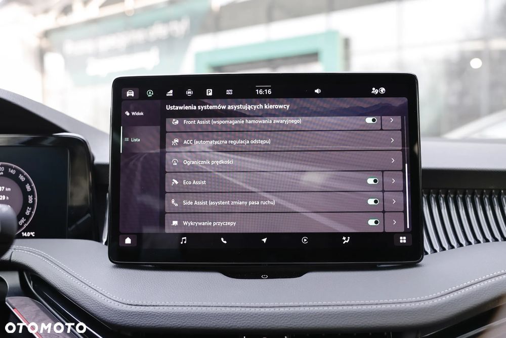 Skoda Superb 2.0 TSI 4x4 L&K DSG - 33