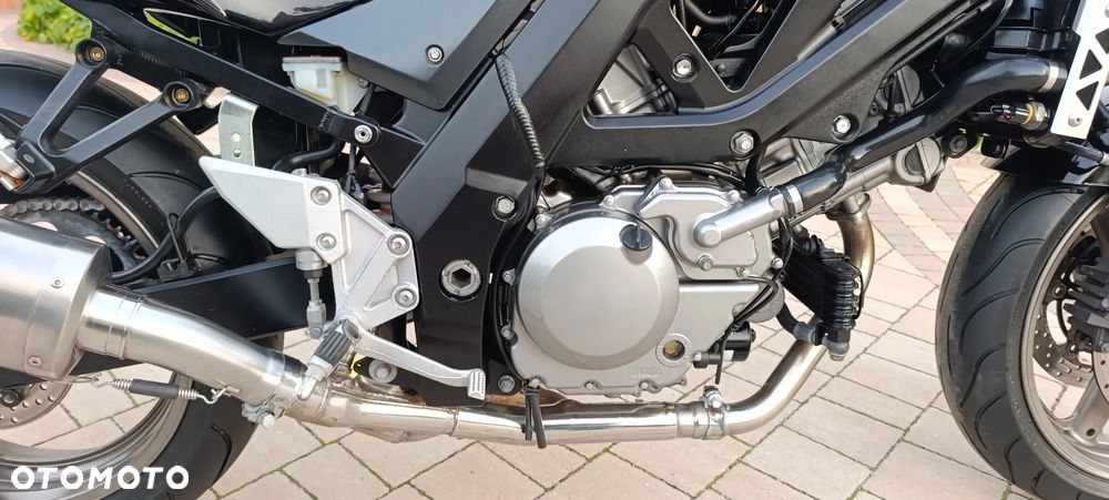 Suzuki SV - 26