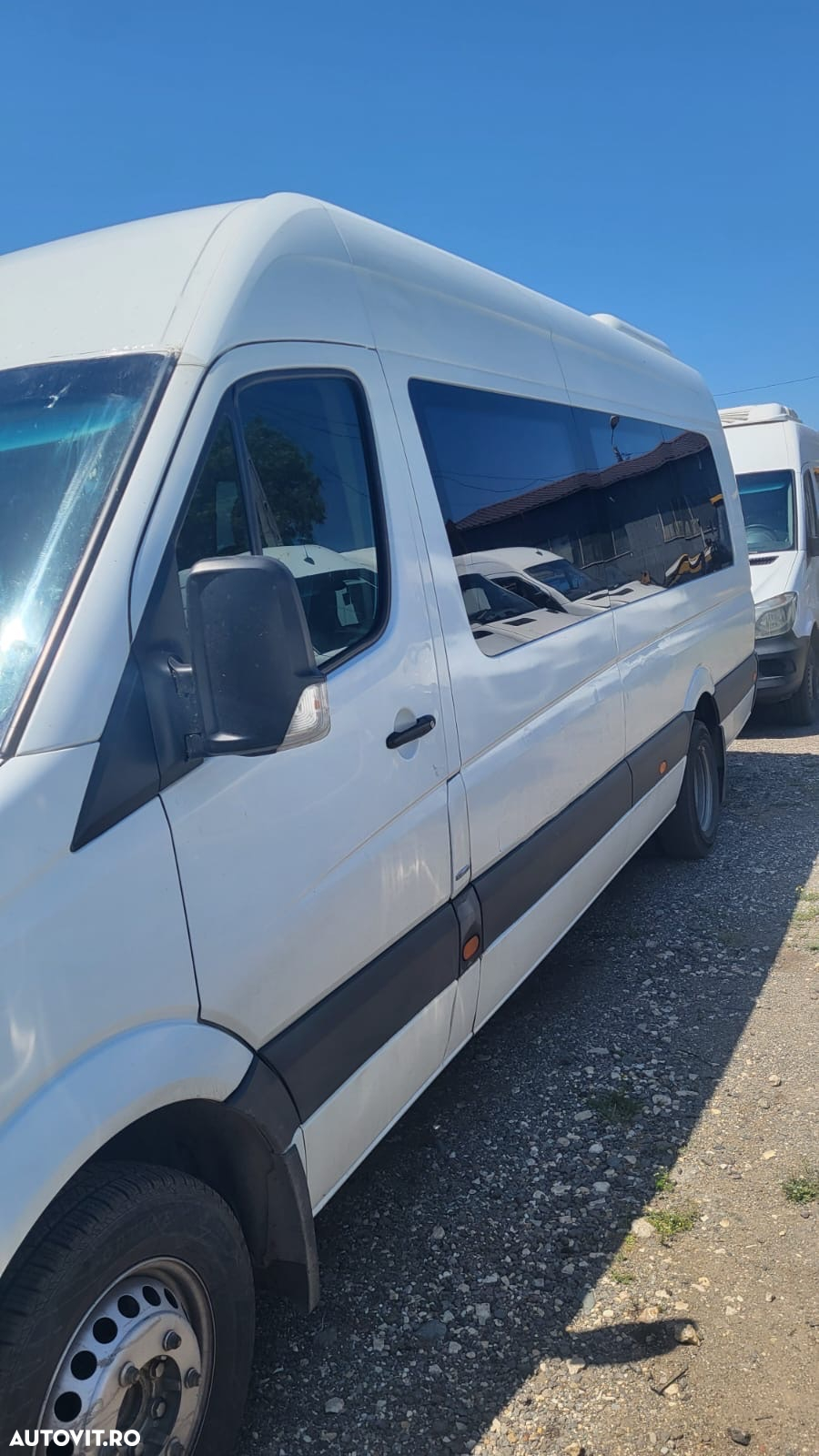 Mercedes-Benz Sprinter - 14