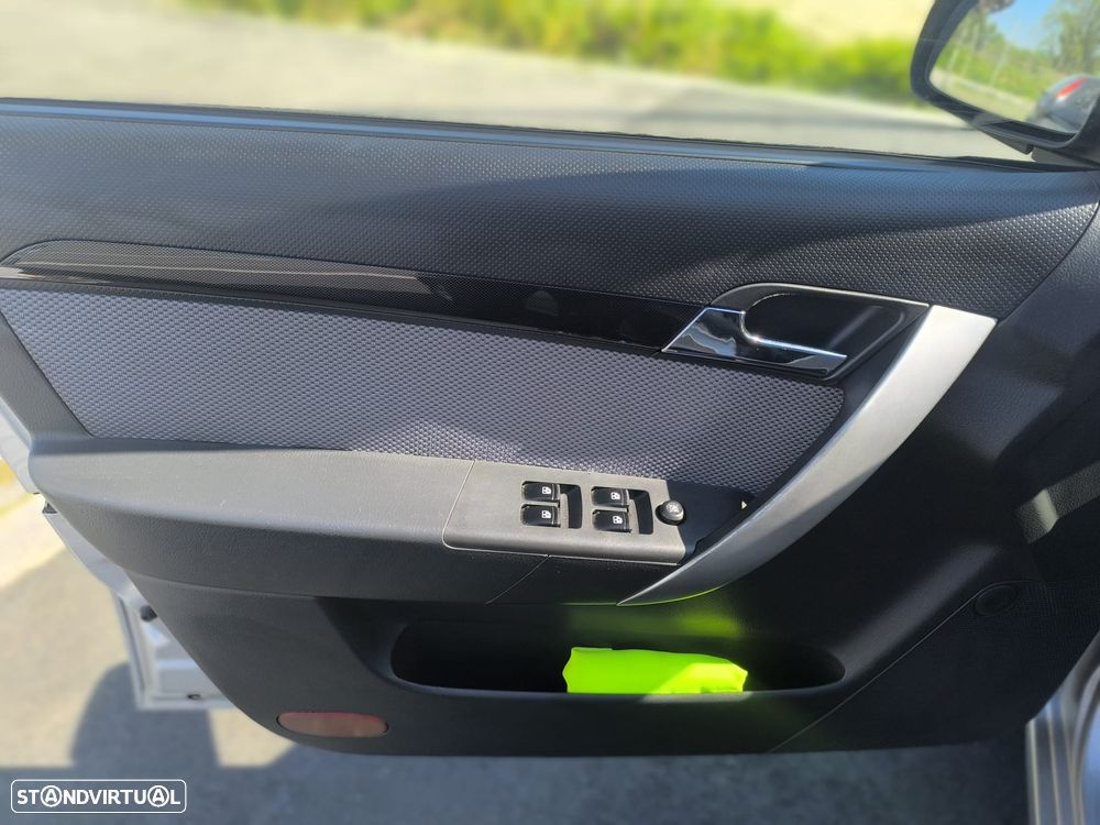 Chevrolet Aveo 1.2 LT Bi-Fuel - 18