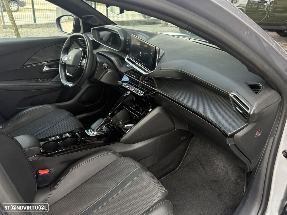 Peugeot e-208 50 kWh GT - 42