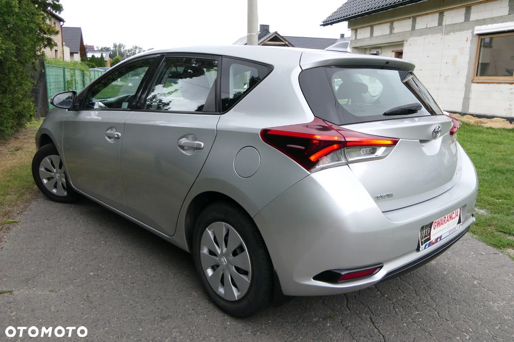 Toyota Auris 1.33 VVT-i Active - 12