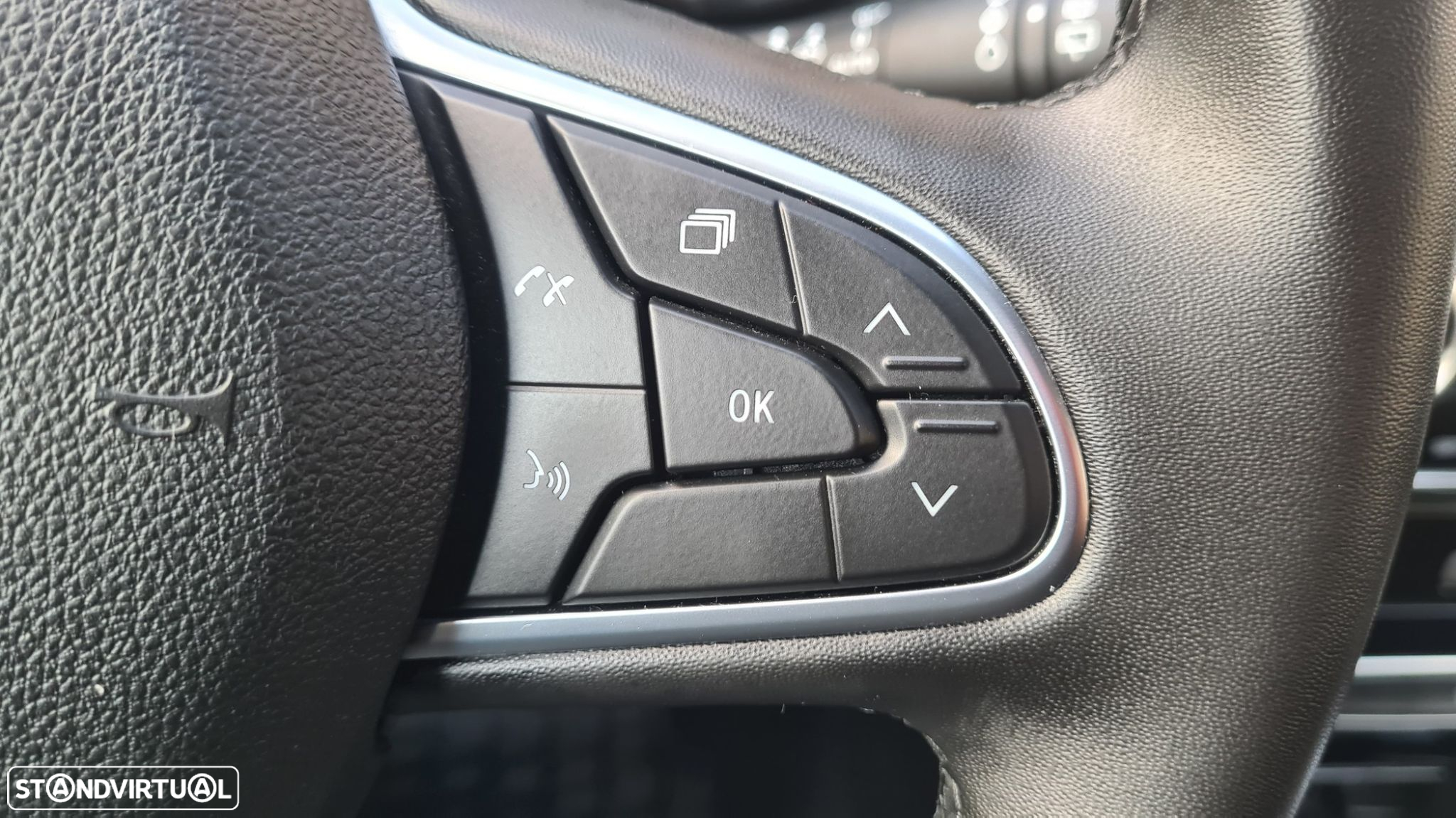 Renault Mégane 1.5 Blue dCi Intens EDC - 14