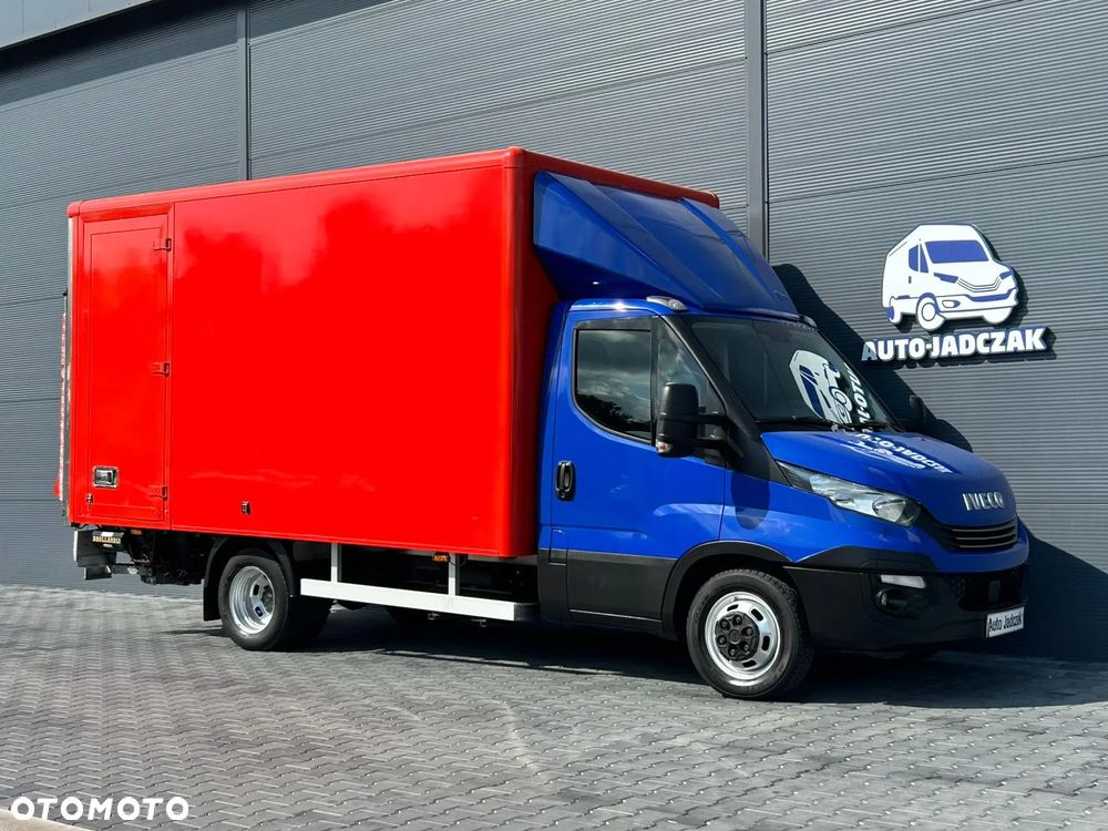 Iveco Daily 40C18 35C18 3.0 HPI Hi-Matic Kontener 8 palet + winda 750kg + drzwi boczne **Climatronic**Kamera**Sprowadzony**2018R** - 2