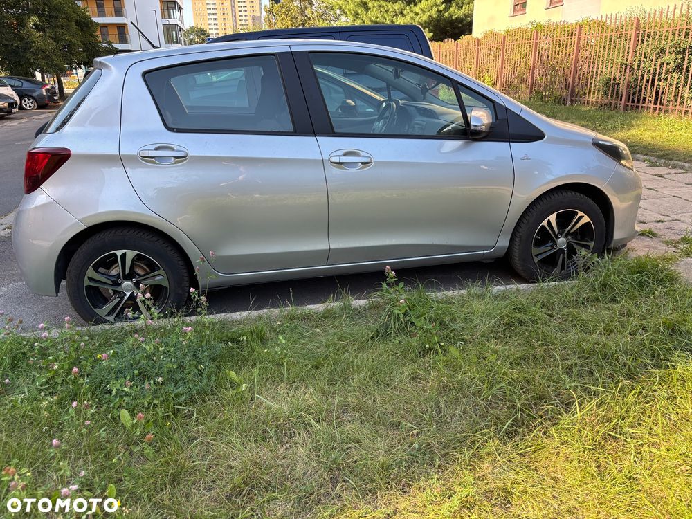 Toyota Yaris 1.33 Active - 11