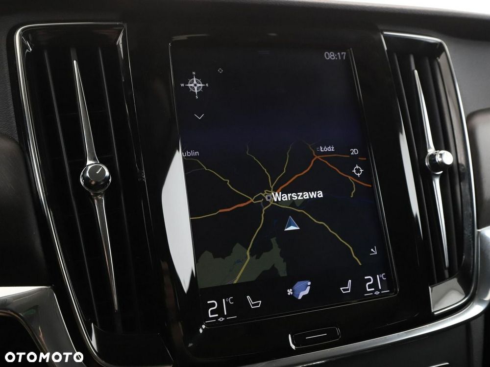 Volvo V90 Cross Country D4 AWD - 25