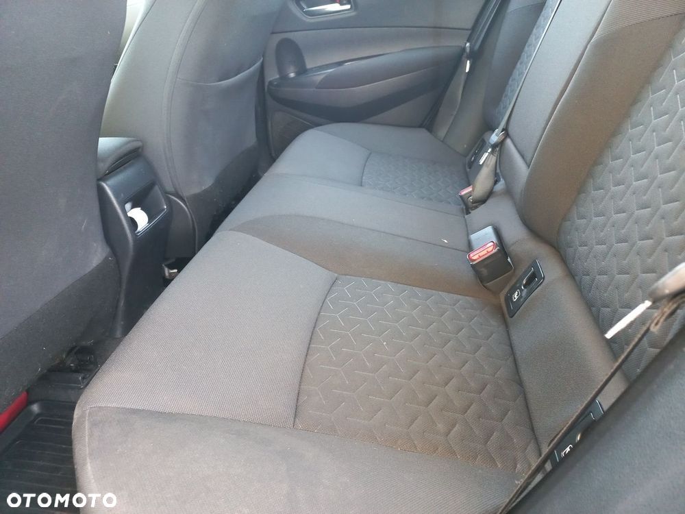 Toyota Corolla - 10