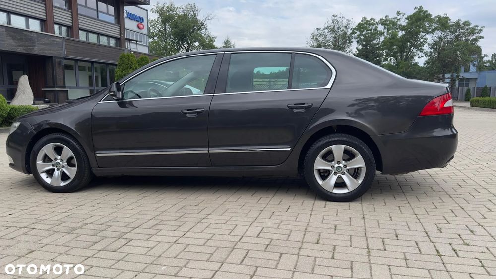 Skoda Superb 2.0 TDI Exclusive - 18