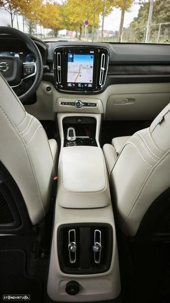 Volvo XC 40 1.5 T4 PHEV Plus Dark - 21