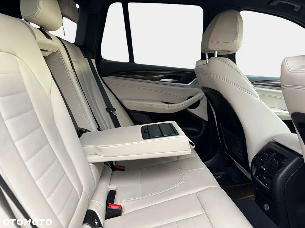 BMW X3 - 22