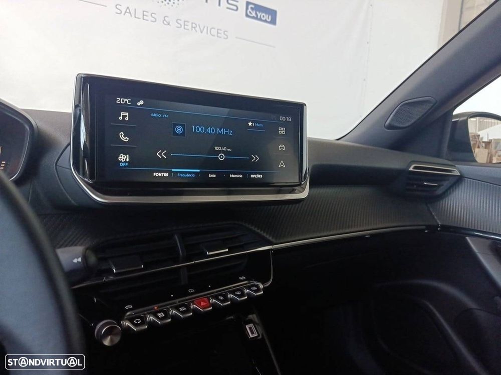 Peugeot 2008 1.2 Hybrid Allure e-DCS6 - 20