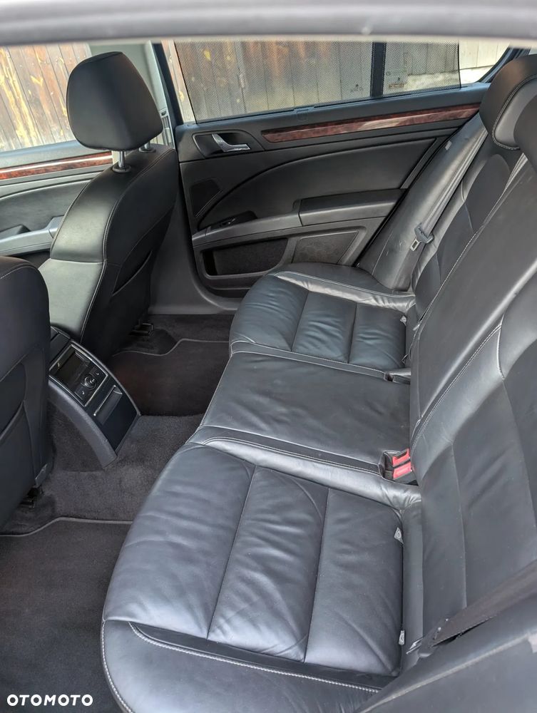 Skoda Superb 2.0 TDI Elegance DSG - 14