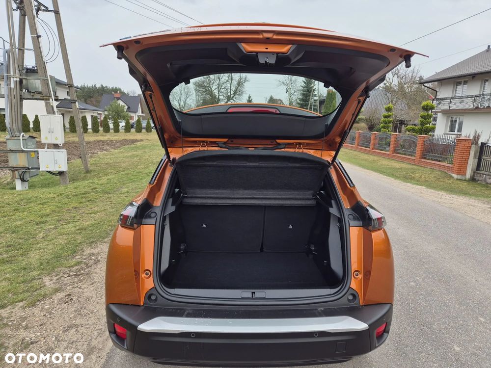 Peugeot 2008 136 Allure - 22