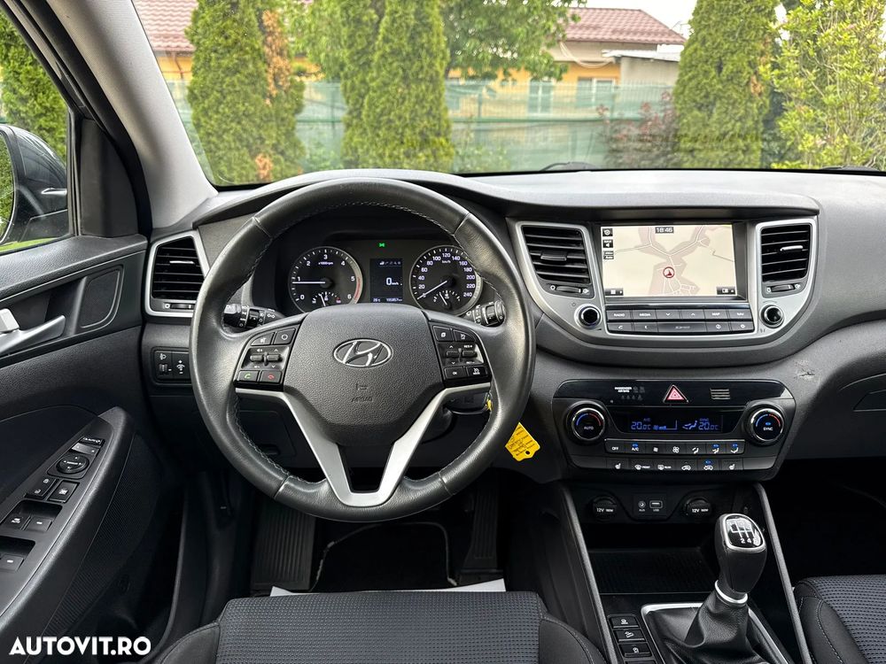 Hyundai Tucson blue 1.7 CRDi 2WD Style - 12