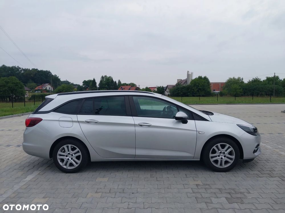 Opel Astra 1.2 T Edition S&S - 4