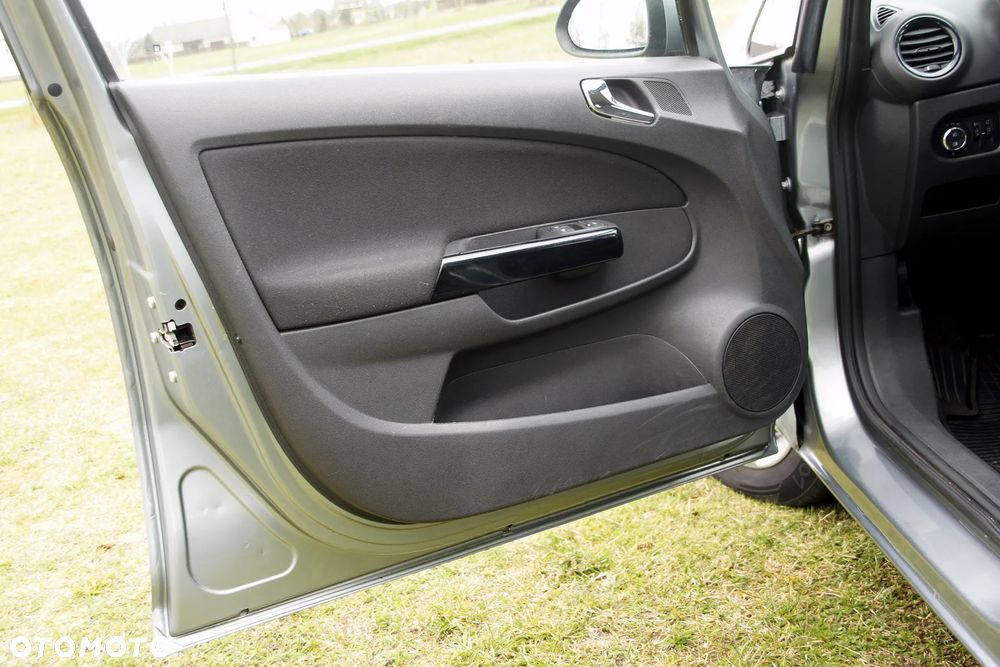 Opel Corsa 1.2 16V EcoFLEX Easytronic 150 Jahre - 12