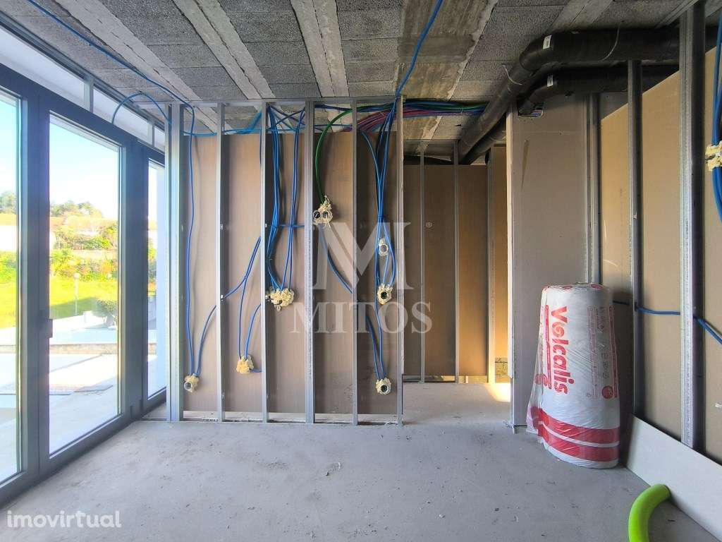 Moradia Geminada de 2 pisos em Vila Franca - Viana do Castelo - Grande imagem: 4/15