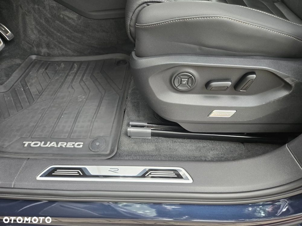 Volkswagen Touareg 3.0 V6 TDI 4Motion R-Line - 12